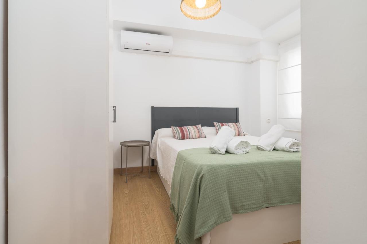 Precioso Apartamento Con Habitacion Separada En Centro Historico De มาลากา ภายนอก รูปภาพ